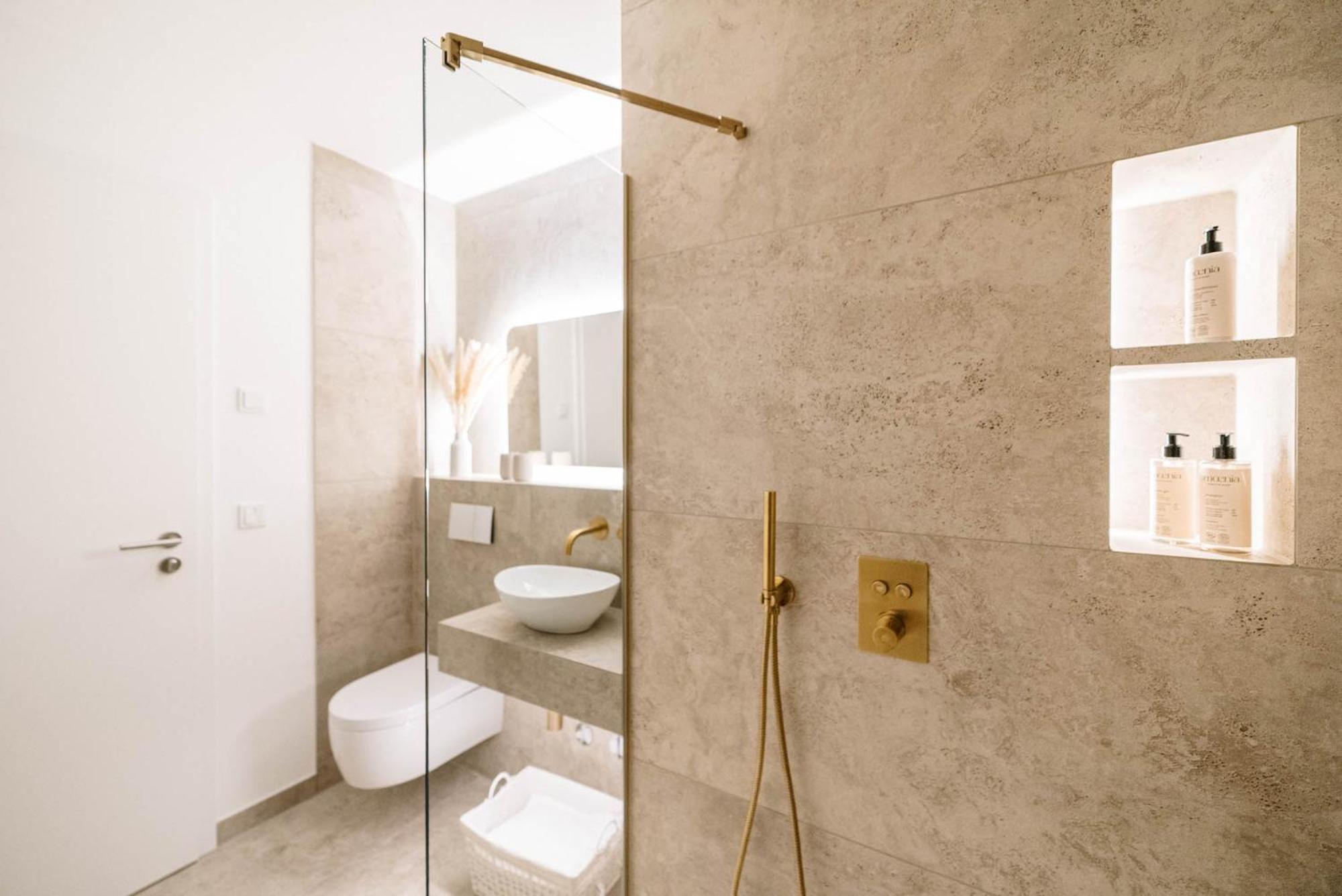 Lindgold Apartments — Photos 3